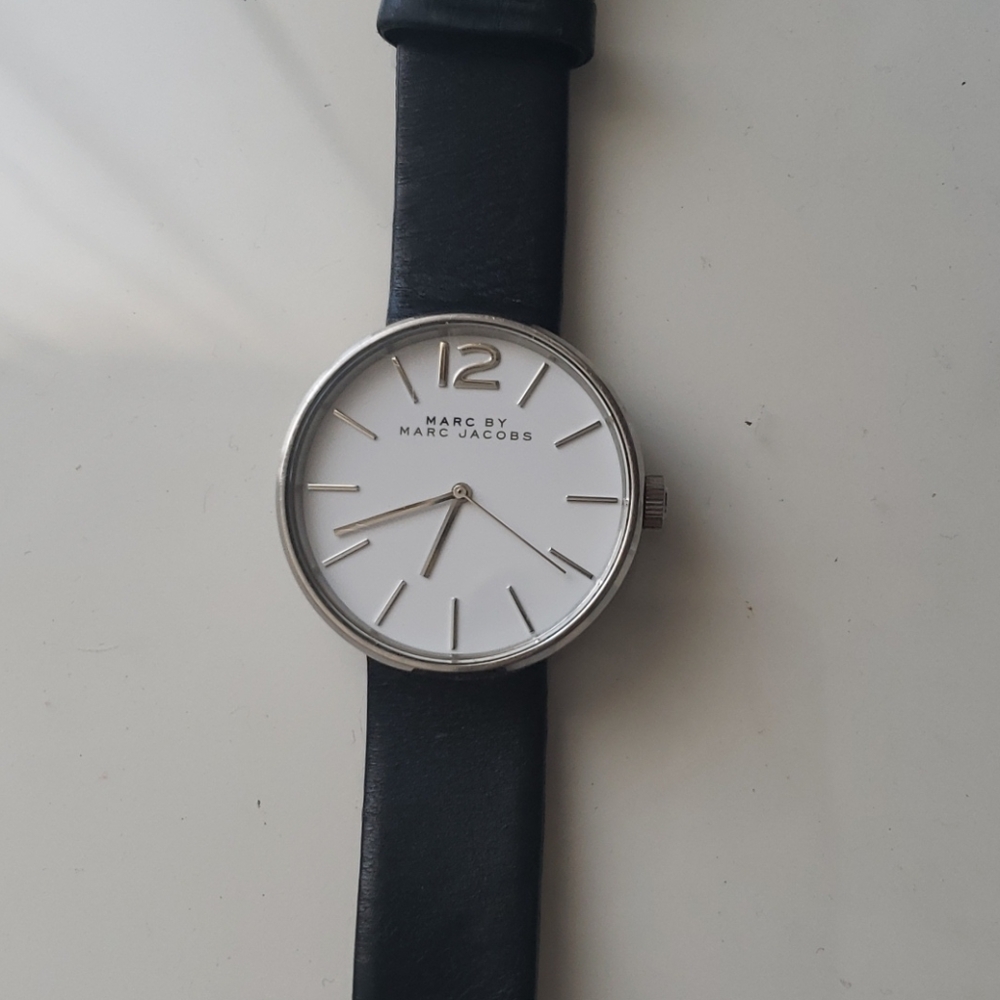 Marc by Marc Jacobs Womens Leather watch